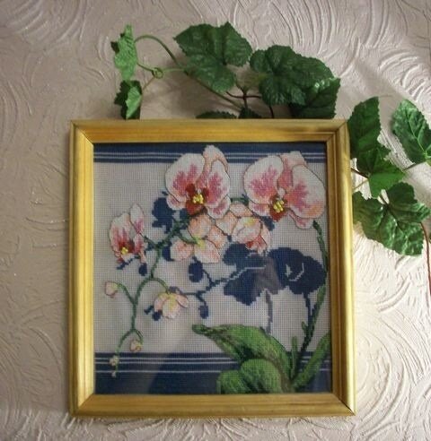 Орхидеи...подарок маме на день рождения)