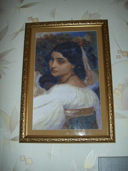 девушка с веером