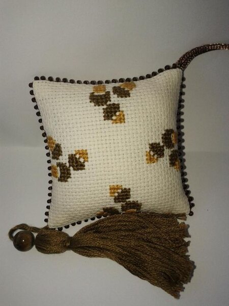 Обратная сторона подушечки