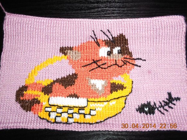 Вышивка на вязанном полотне