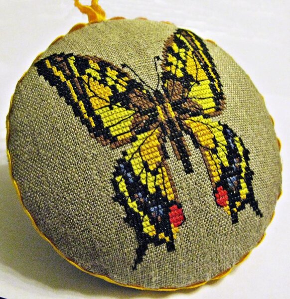 Игольница Бабочка