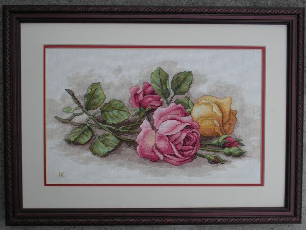 "Срезанные розы" - набор SUNSET