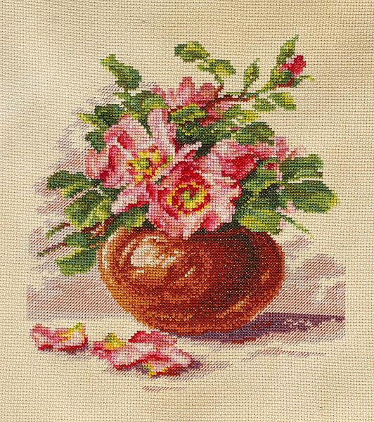 Букет шиповника разработчик Катарина Кляйн