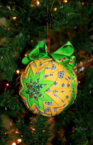 новогодний шар в технике артишок