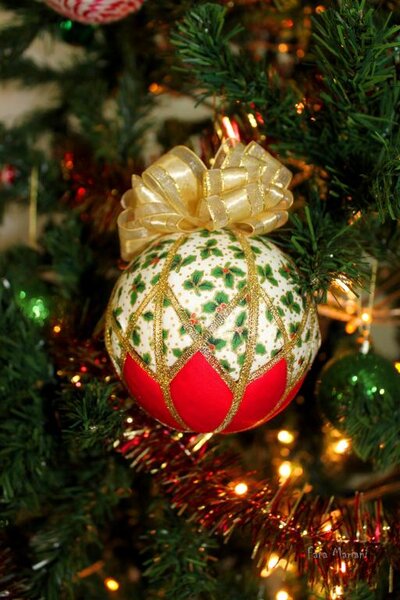 шовогодний шар кимекоми