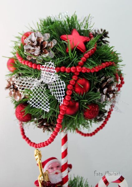 Новогодний топиарий