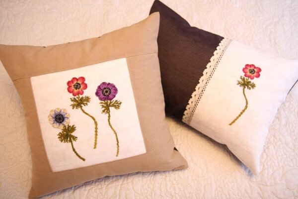 Подушки с Анемонами