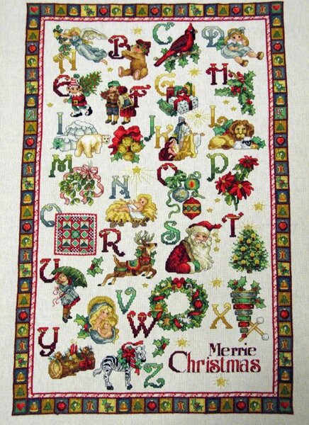 Рождественский алфавит от Vermillion Stitchery