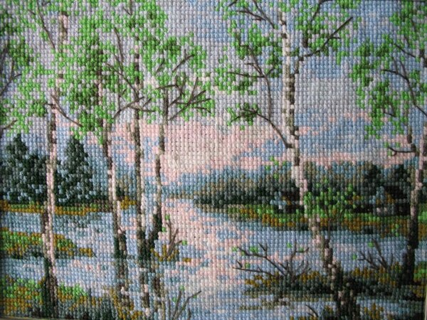 Картина "Весенний разлив".Набор от Риолис.
Шерстяная нитка.Размер 15х22.