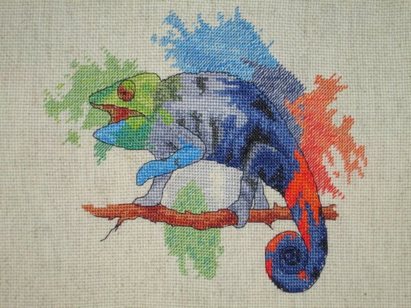 Хамелеон
Размер 115х95 крестиков, мулине DMC