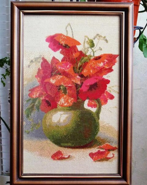 Маки в кувшине.