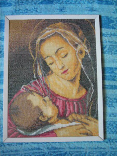 Ну это вообще первая вышивка. С чего все начиналось. Канва наверно 11, рыхлая! Нитки полный китай))) Схема с интернета. Итог, ну есть итог) Сижу на игле. Несмотря на все огрехи люблю эту работу!