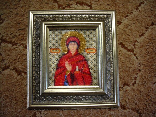 Св. Анна. Очень торопилась, фото размылось( Подарок куме.