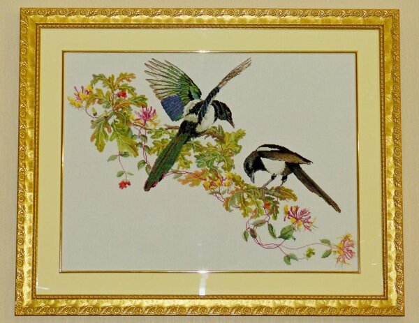 Сороки от Thea Gouverneur. 18-ая канва,71 цвет, 63*48 см.