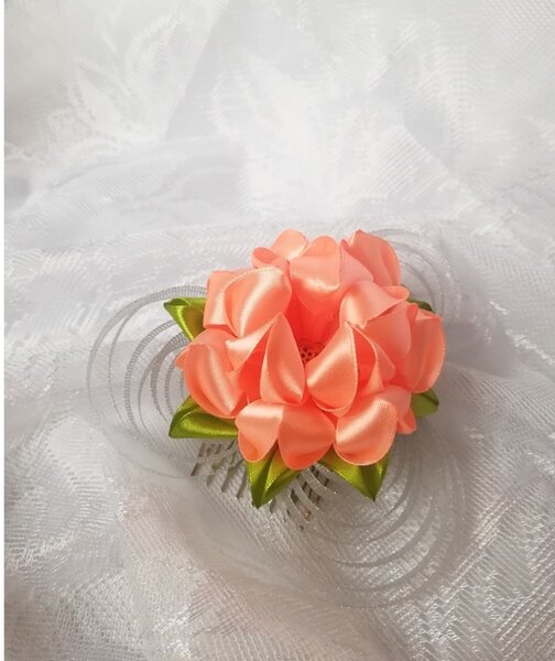 Гребень Лотос на воде