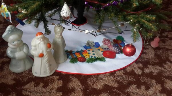 юбка для ёлки