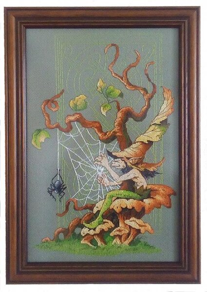 Гном с паяжина