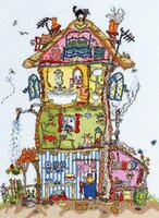 Crazy house_01.jpg
