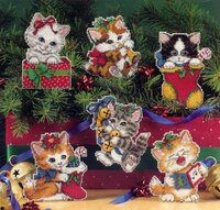 Dim08519 Christmas Kitty Ornaments.jpg