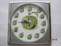 Часы с яблоками.jpeg