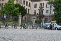 DSC_0117 Более восстребованный транспорт в Германии, спокойно оставляют велосипеды.jpg