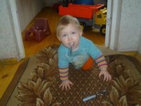 c игрушкой во рту.JPG