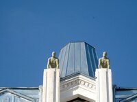 крыша гостиницы.jpg