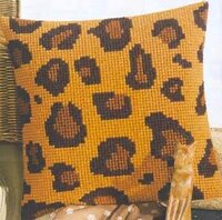 Vervaco 1200-639 Wild Cushion Front.jpg