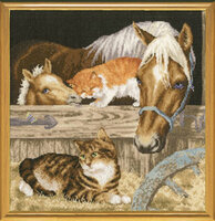 на конюшне ЗР.jpg