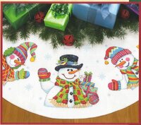 Dimensions 08823 - Three Snowmen Tree Skirt.jpg