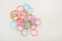 Quick-to-learn-Tutorial-on-Making-Colorful-Fishtail-Loom-Bracelet3.jpg