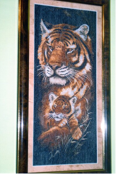 Под надежной защитой (45х19,5 см).jpg