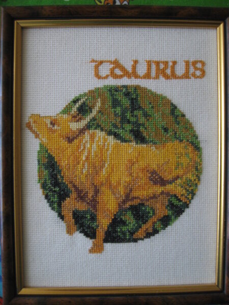 Телец (18х18см).JPG